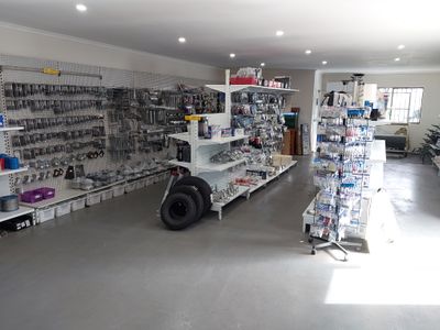 successfull-boat-dealership-and-repair-centre-3