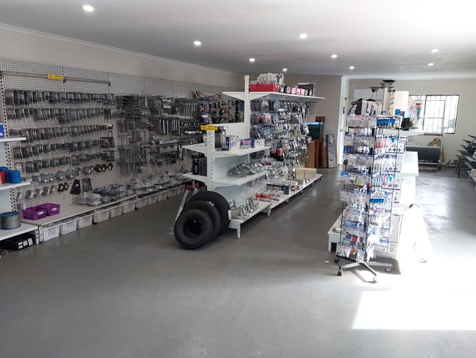 successfull-boat-dealership-and-repair-centre-3