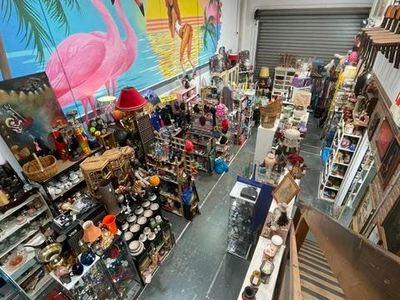 established-vintage-collectables-business-50-000-wiwo-6