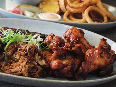 established-licensed-bbq-restaurant-live-entertainment-venue-coastal-nsw-7