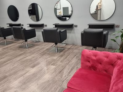 hair-salon-fit-out-for-sale-4