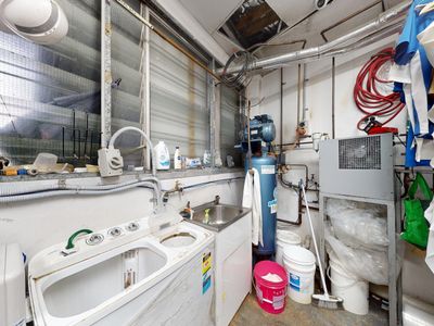 established-multi-site-dry-cleaning-business-1m-annual-sales-brisbane-6