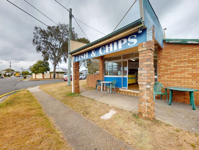 affordable-bayside-takeaway-with-residence-and-established-fit-out-1