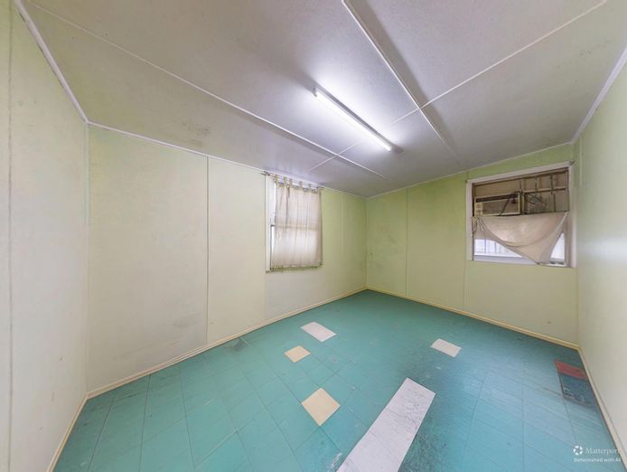affordable-bayside-takeaway-with-residence-and-established-fit-out-2