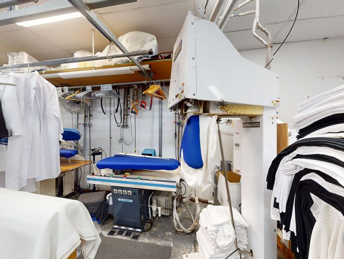 established-multi-site-dry-cleaning-business-1m-annual-sales-brisbane-4
