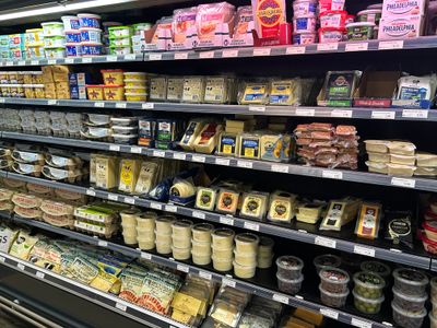 supermarket-opportunity-high-exposure-location-outstanding-growth-potential-9