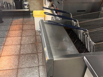 industrial-takeaway-lunch-shop-cafe-for-sale-2