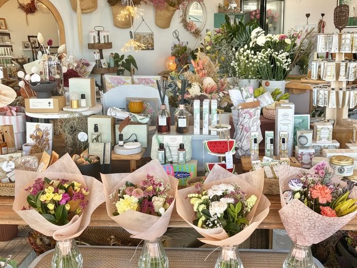 established-boutique-florist-prime-central-coast-coastal-location-0