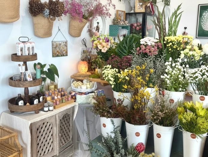 established-boutique-florist-prime-central-coast-coastal-location-1
