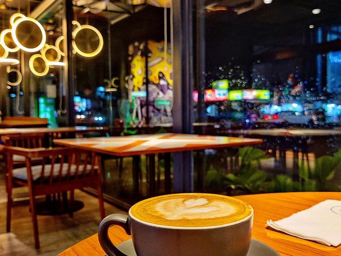 fully-managed-cafe-strong-sales-droamana-1