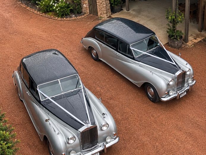 vintage-and-limousine-1