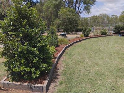 lawn-and-garden-care-business-9
