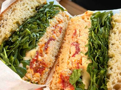 iconic-beachside-deli-by-masterchef-australia-winner-under-management-4