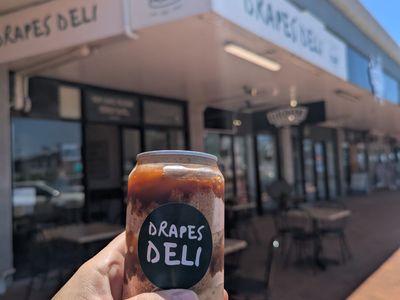 iconic-beachside-deli-by-masterchef-australia-winner-under-management-9