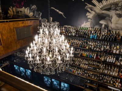 iconic-multi-award-winning-bar-nationally-recognised-rare-qld-opportunity-2