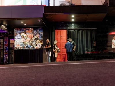 iconic-multi-award-winning-bar-nationally-recognised-rare-qld-opportunity-1