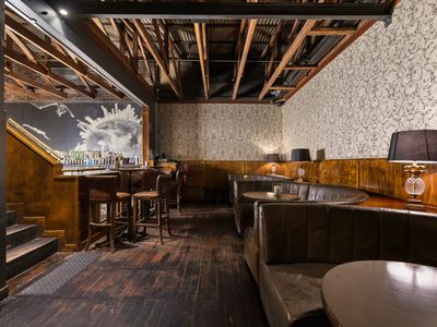 iconic-multi-award-winning-bar-nationally-recognised-rare-qld-opportunity-6