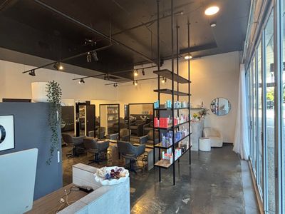 established-hair-salon-opportunity-prime-southport-location-0