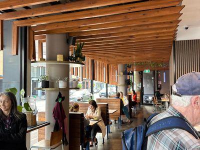 established-cafe-bar-in-prime-hawthorn-location-strong-coffee-trade-0