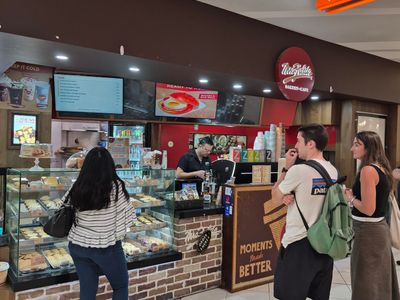 mrsfields-cafe-and-bakery-franchise-uptown-food-court-brisbane-cbd-8