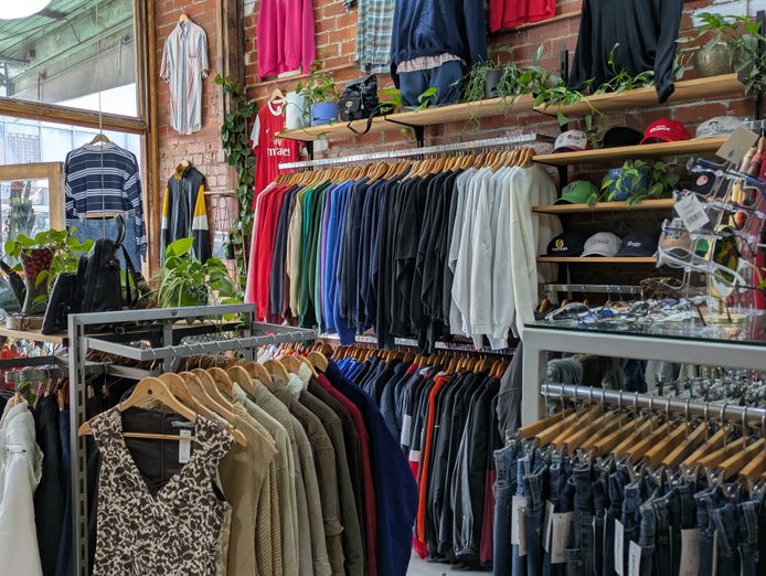 established-vintage-clothing-business-brunswick-0