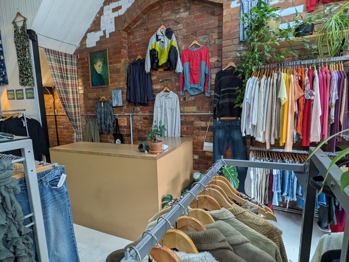 established-vintage-clothing-business-brunswick-1
