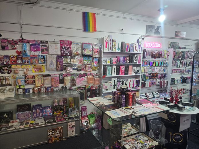 established-adult-retail-shop-ecommerce-business-for-sale-stafford-qld-4053-2