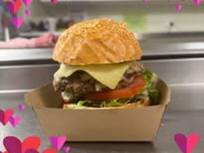 walkervale-foodmart-takeaway-food-an-dine-in-service-is-up-for-sale-7