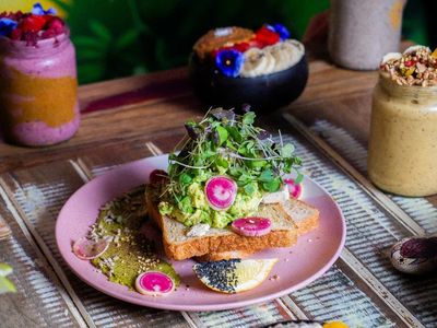 profitable-elwood-cafe-staff-operated-minimal-owner-involvement-4