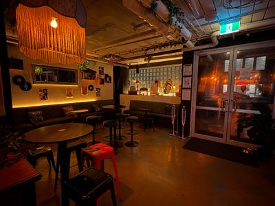 established-cocktail-bar-west-melbourne-turnkey-business-liquor-licence-2
