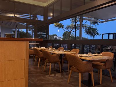 waterfront-cocktail-bar-restaurant-sunshine-coast-3
