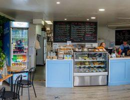 Unleash Your Culinary Dreams at Our Idyllic Cafe in Airlie Beach!