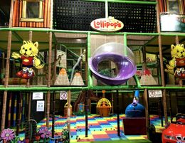 Lollipops Playland and Cafe Springwood Indoor Playcentre / Playground