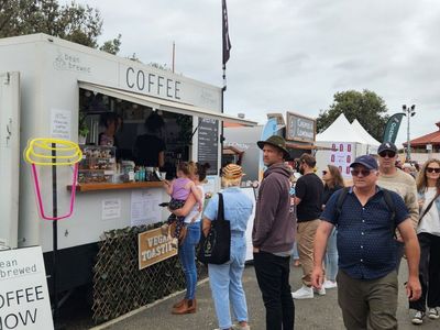 established-events-coffee-trailer-turnkey-business-opportunity-1