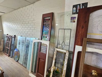 well-established-amp-fully-equipped-stained-glass-business-lismore-nsw-5