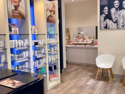 award-winning-beauty-salon-in-broadbeach-gold-coast-5