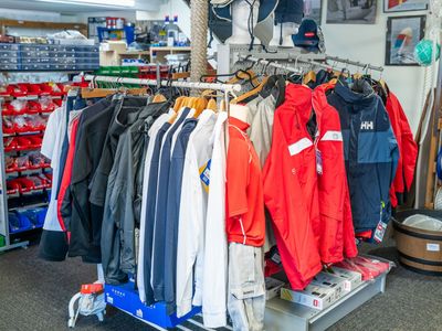 marine-chandlery-business-for-sale-in-goolwa-sa-waterfront-location-2