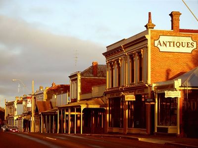 a-popular-well-established-caf-233-in-the-heart-of-the-victorian-goldfields-1