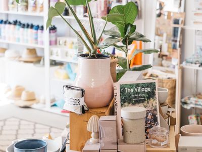 charming-country-retail-store-with-strong-local-following-amp-online-presence-5