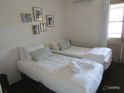 a-historic-landmark-hotel-in-a-booming-region-4