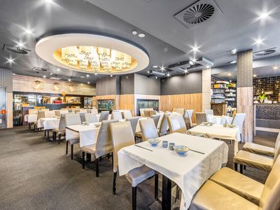 directly-opposite-westfield-carousel-contact-for-price-0