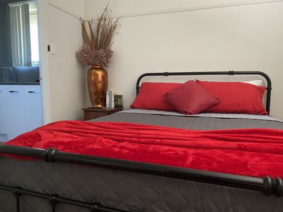 serviced-apartments-with-100-occupancy-rates-selling-freehold-3