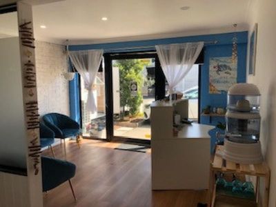 the-massage-hub-with-luxury-clinic-space-4