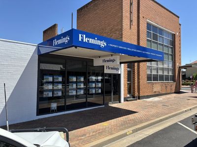 established-signage-amp-solar-lighting-central-west-nsw-opportunity-4