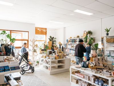 charming-country-retail-store-with-strong-local-following-amp-online-presence-0
