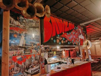 popular-babylon-bar-in-the-centre-of-darwin-city-2