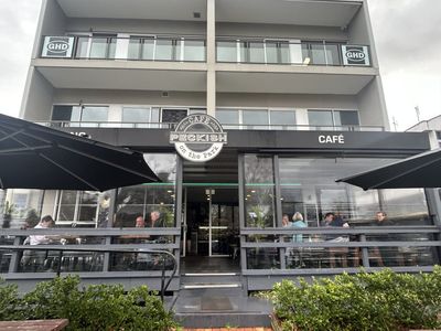 busy-established-cafe-for-sale-1