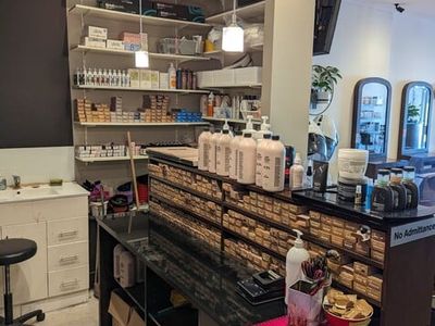 spacious-hair-salon-with-beauty-room-in-prime-doncaster-east-location-3