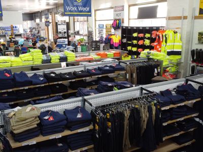 exciting-opportunity-to-purchase-a-profitable-riverland-institution-2