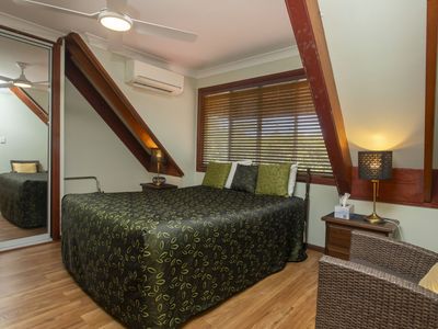 profitable-seaside-bed-amp-breakfast-freehold-investment-in-redcliffe-9